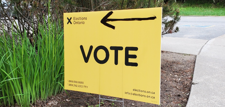 Elections-Ontario-vote-sign.jpg
