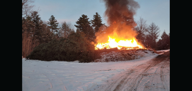 Barn destroyed by fire on Hwy 11 in Gravenhurst
