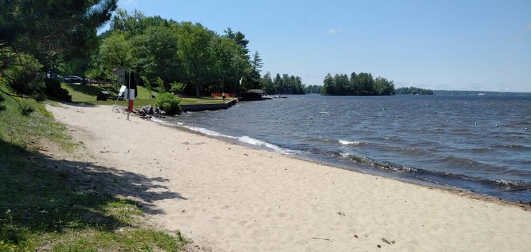 LwLg1eXl-Muskoka-Beach.jpg