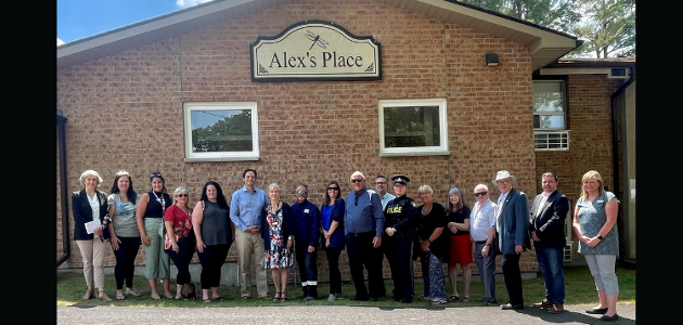 District of Muskoka commemorates opening of Alex’s Place