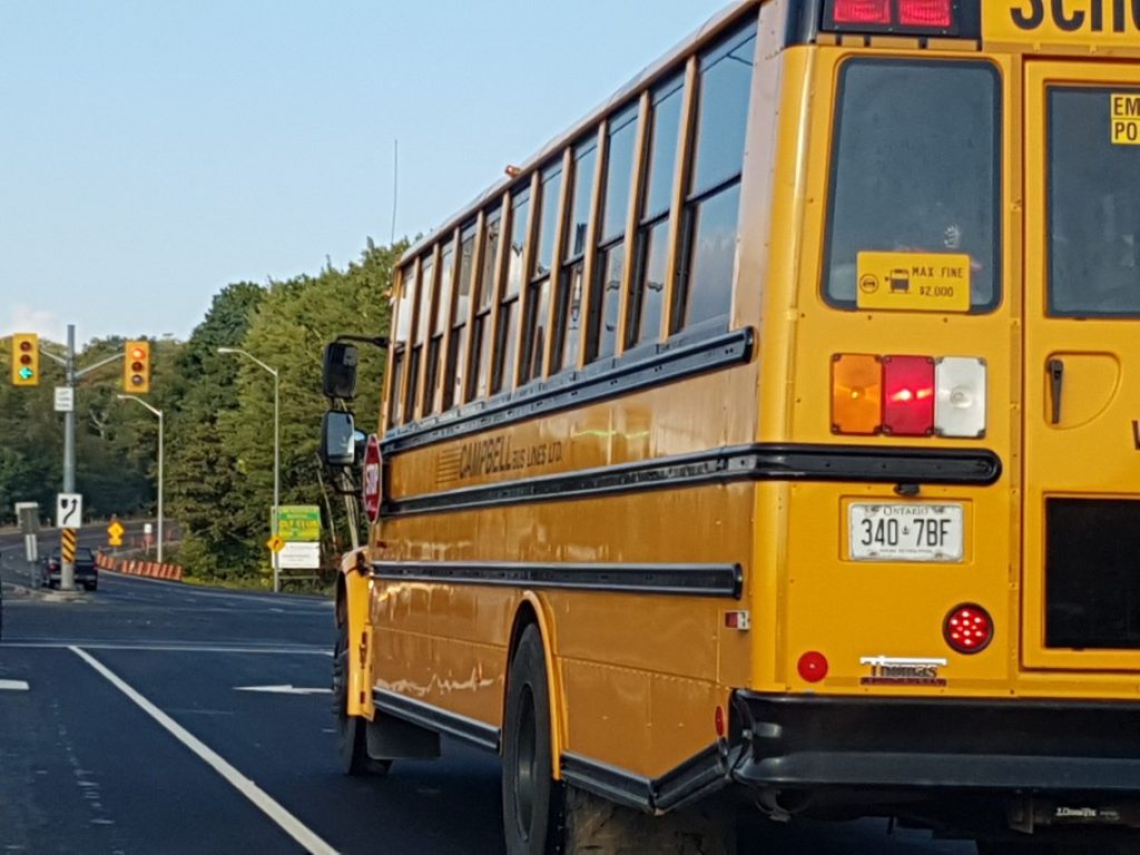 6H7H4HhV-5zZjaGIX-Gtt3K0y4-school-bus.jpg