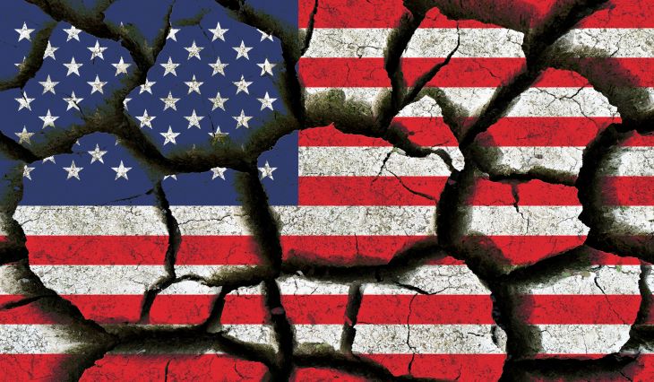 wncaY1AK-vMoyVsen-America-divided.jpg