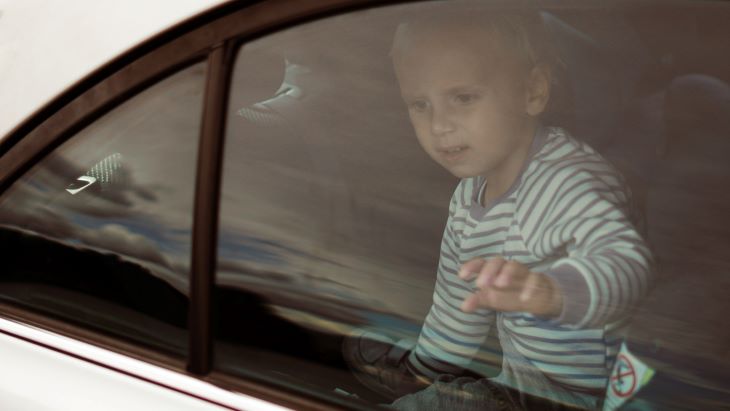 child-locked-in-vehicle.jpg