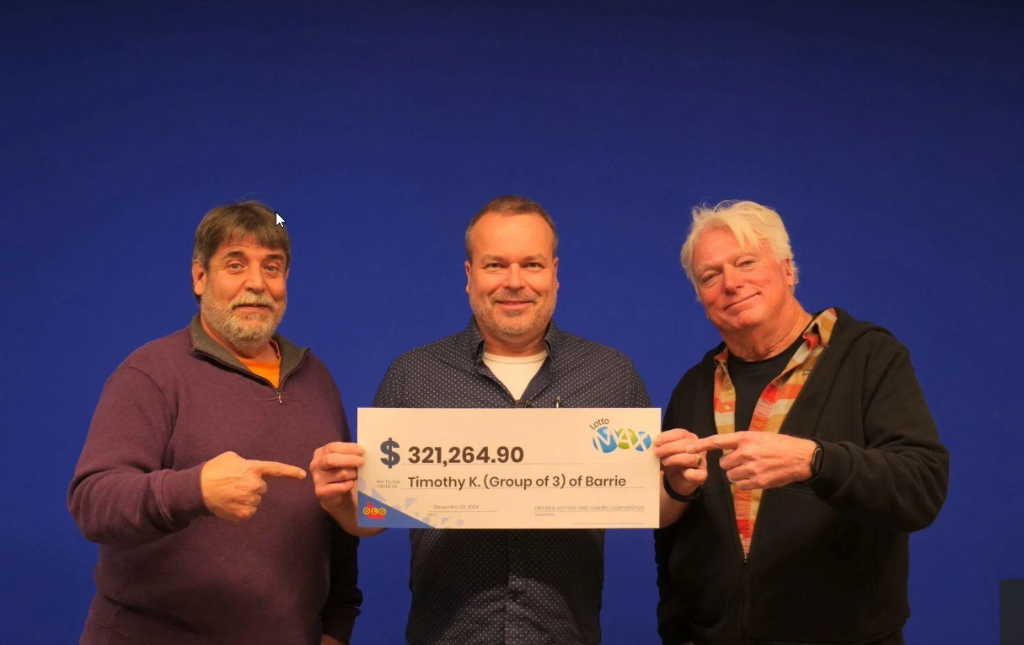 2025-01-09-10_56_48-Three-friends-call-lottery-win-‘best-Christmas-present-ever.png